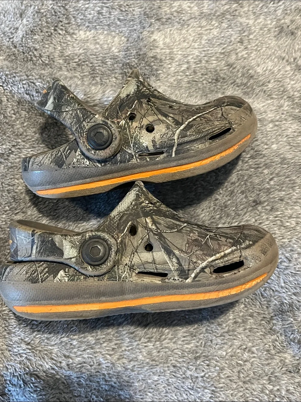Masterson Boots (5.5) & Realtree Crocs (5) Bundle
